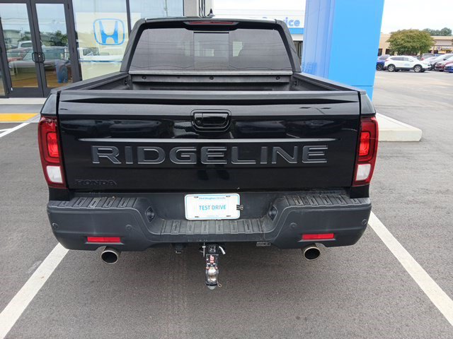 Used 2024 Honda Ridgeline Black Edition image 8