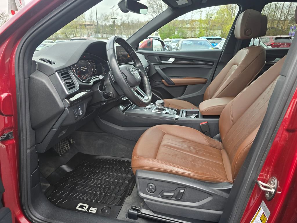 Used 2018 Audi Q5 2.0T Premium Plus w/ Premium Plus Package AWD/4WD image 15