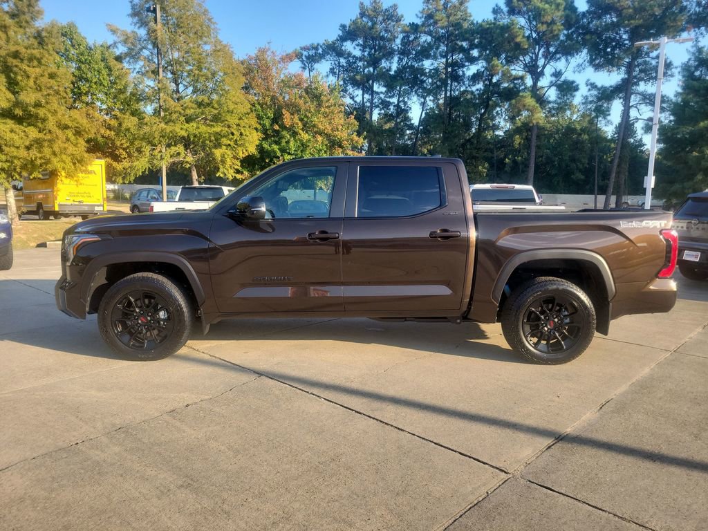 Used 2025 Toyota Tundra Limited image 2