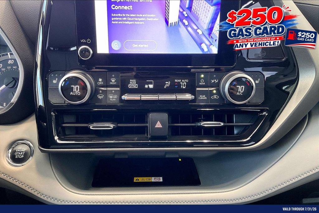Used 2023 Toyota Highlander XLE AWD/4WD image 33