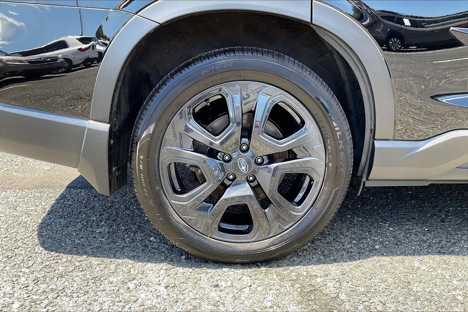 Certified 2025 Subaru Ascent Bronze Edition AWD/4WD image 12
