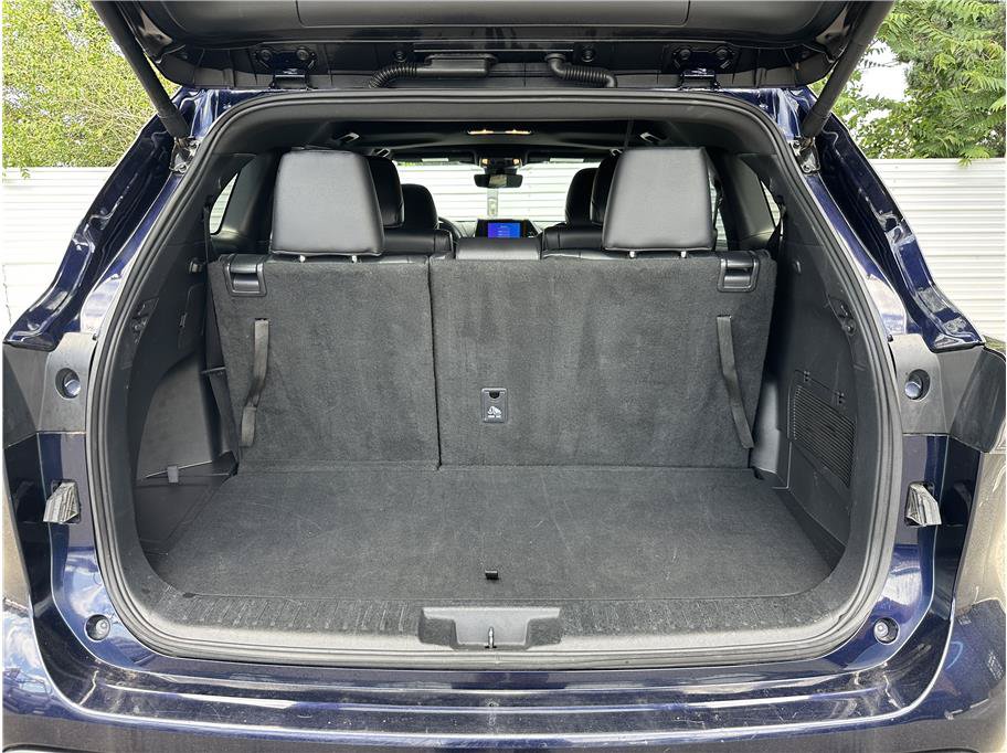 Used 2025 Toyota Highlander XSE AWD/4WD image 26