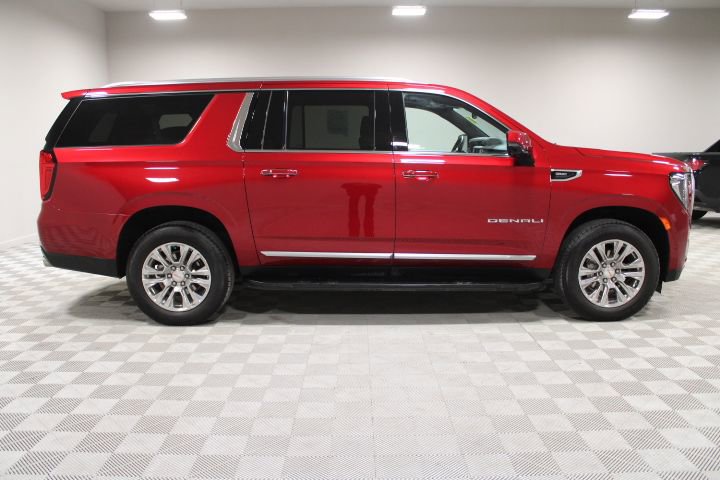 Used 2024 GMC Yukon XL Denali w/ Max Trailering Package image 12