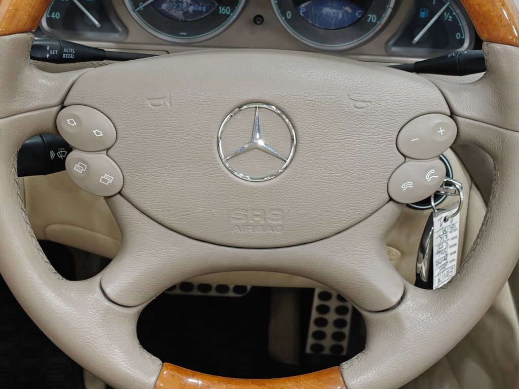 Used 2005 Mercedes-Benz SL 500 image 5