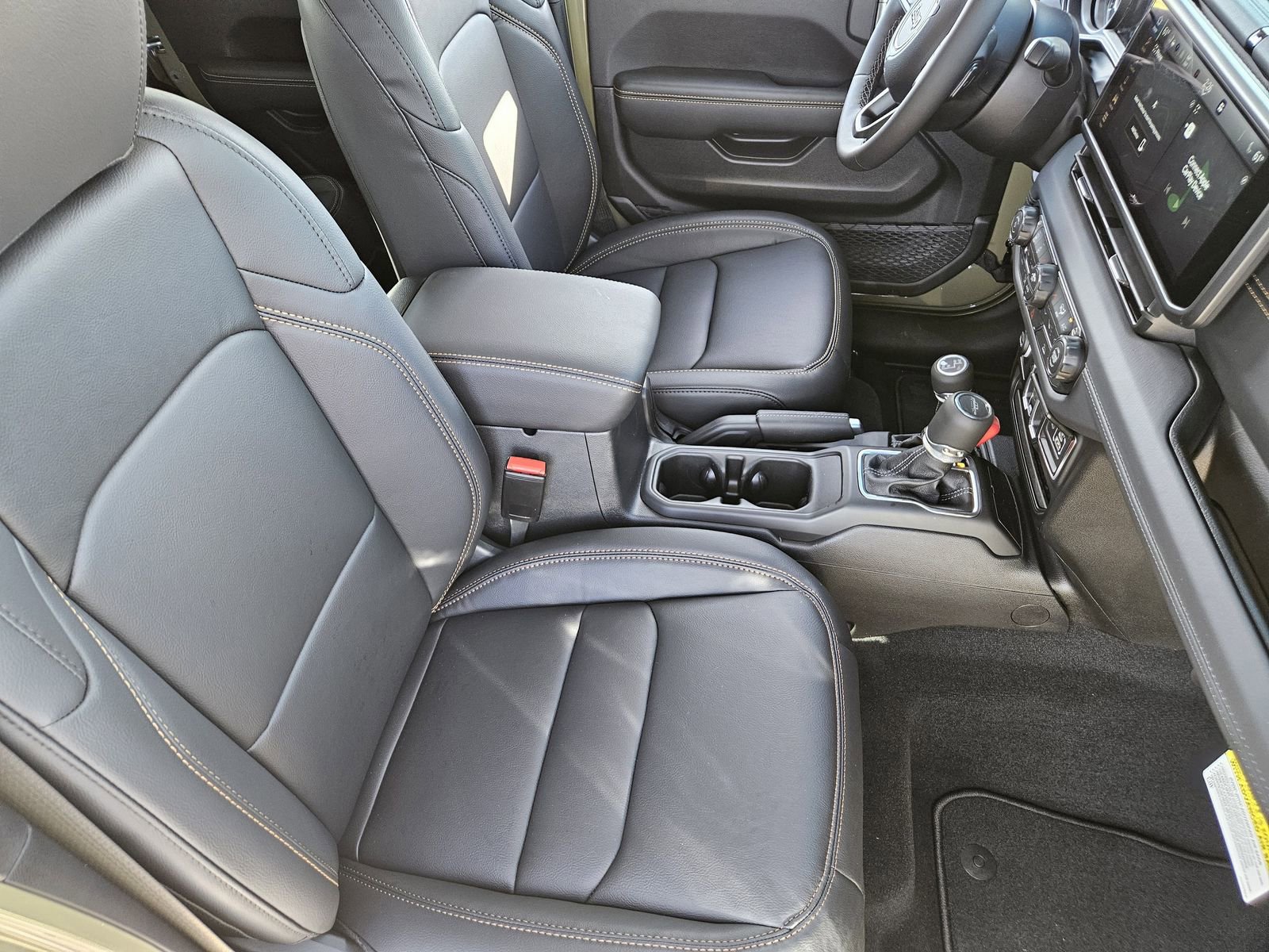 New 2026 Jeep Gladiator Mojave AWD/4WD image 17