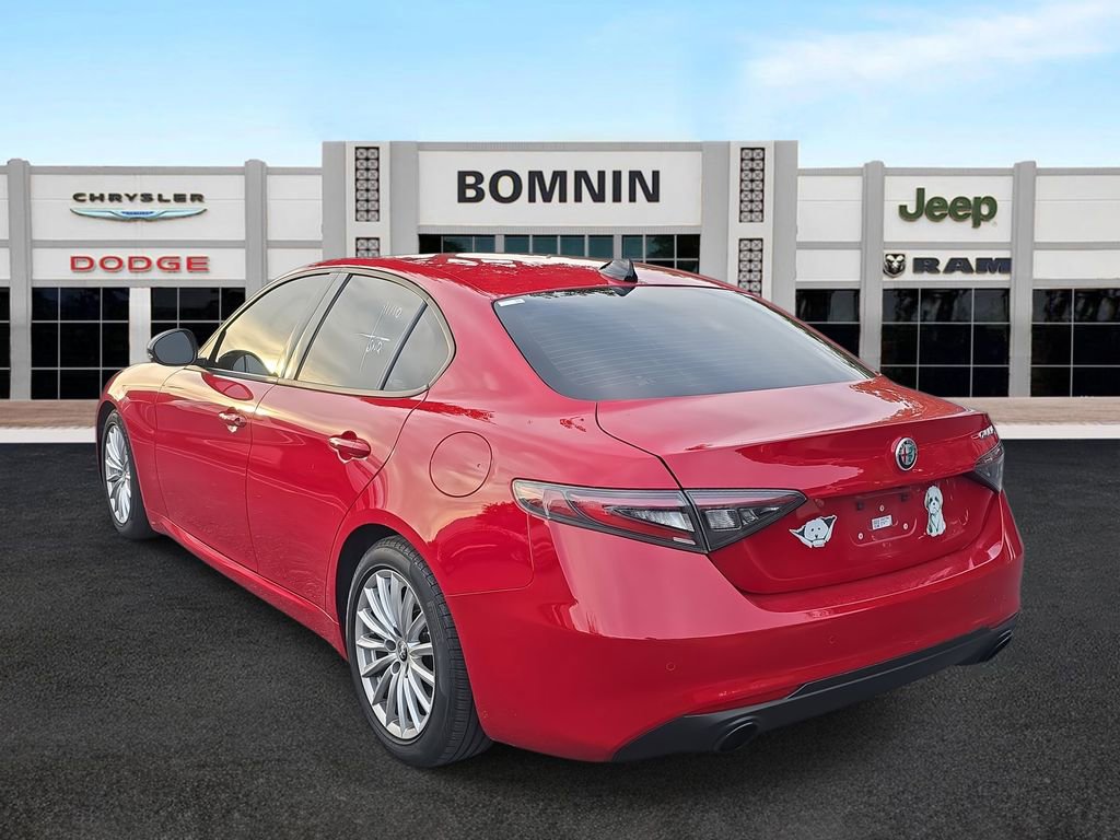 Used 2024 Alfa Romeo Giulia Sprint image 4