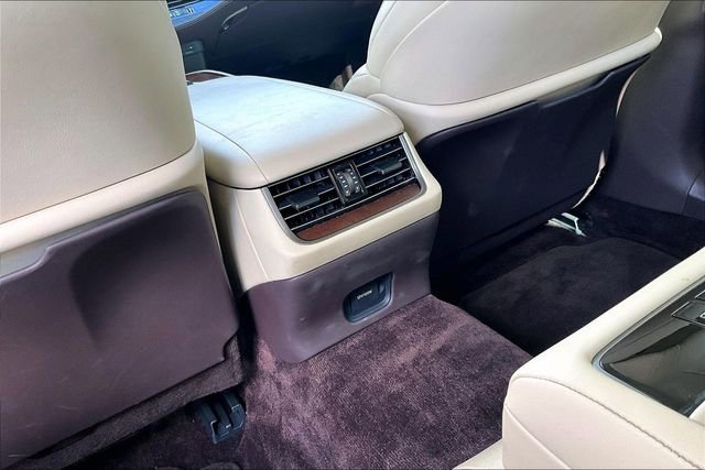 Used 2018 Lexus LS 500 w/ Accessory Package (Z2) image 24