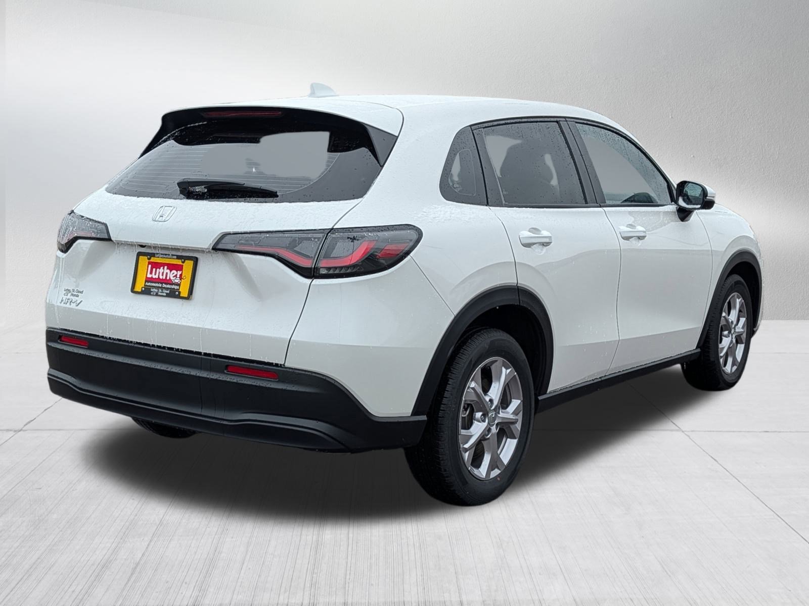 Used 2024 Honda HR-V LX image 7