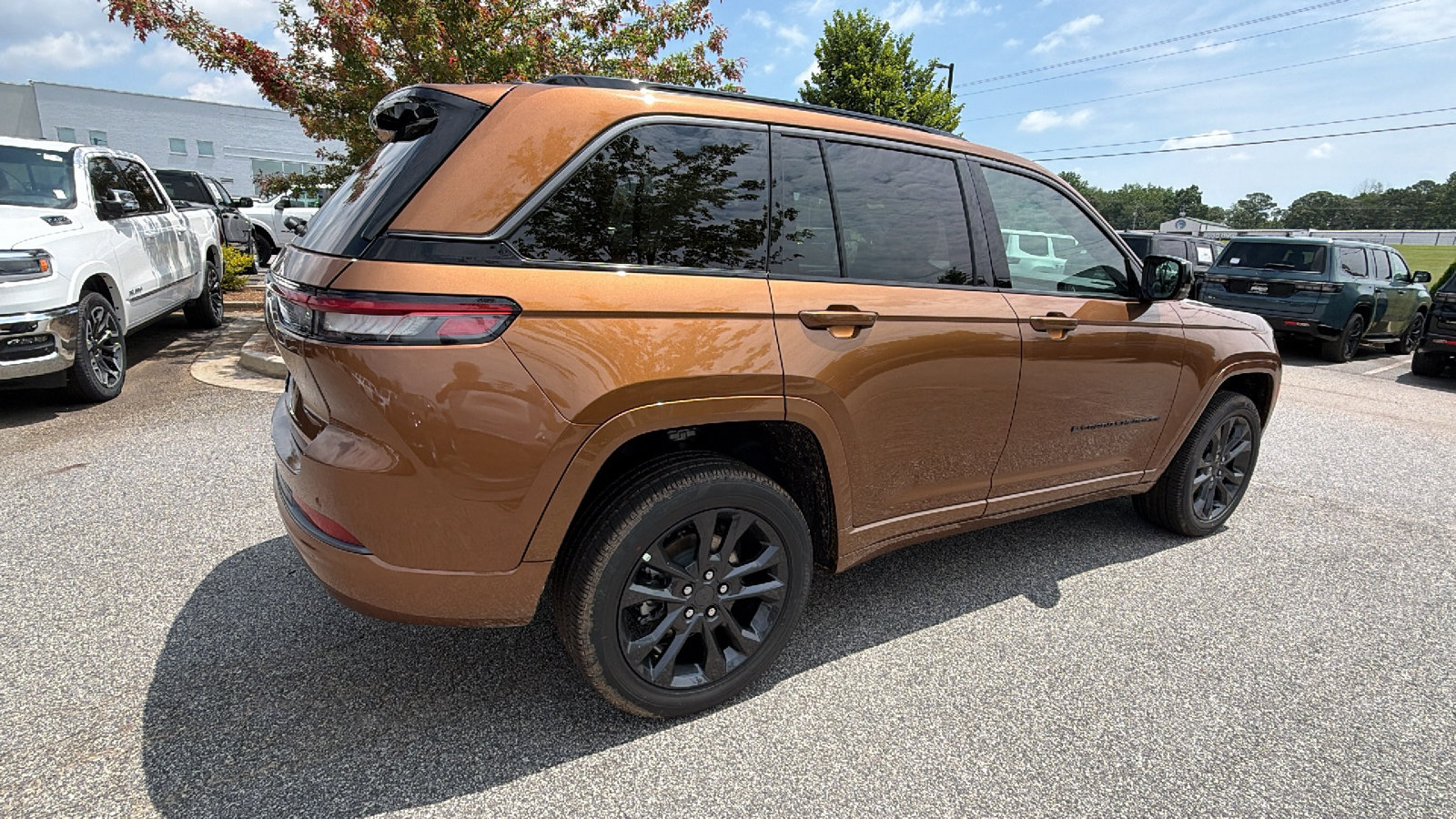 New 2026 Jeep Grand Cherokee Limited AWD/4WD image 8