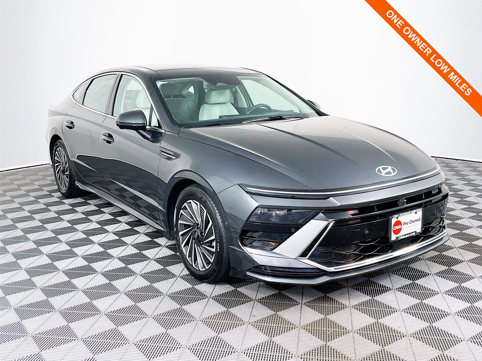 Used 2025 Hyundai Sonata Limited