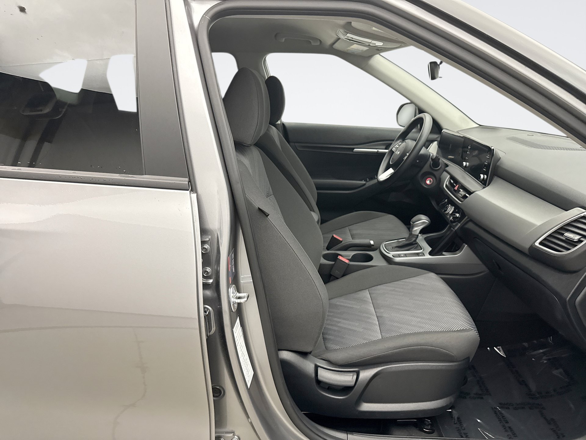 Used 2026 Kia Seltos LX AWD/4WD image 16