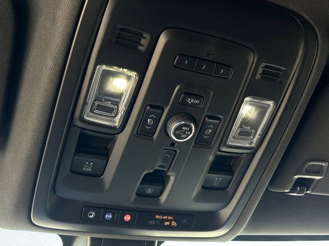 Used 2022 GMC Yukon AT4 w/ Max Trailering Package AWD/4WD image 27