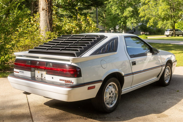 Used 1988 Dodge Daytona Shelby Z FWD image 8
