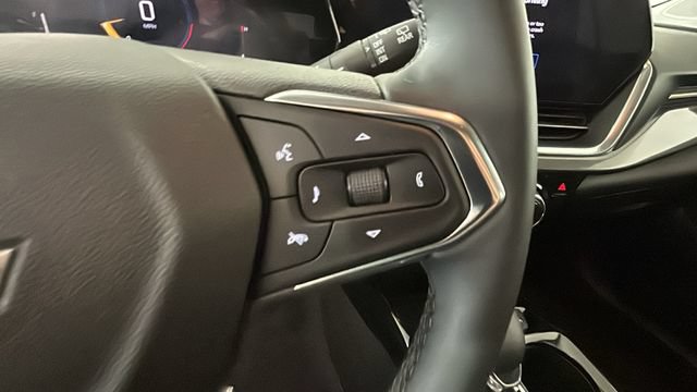 Used 2024 Chevrolet Trax ACTIV FWD image 16