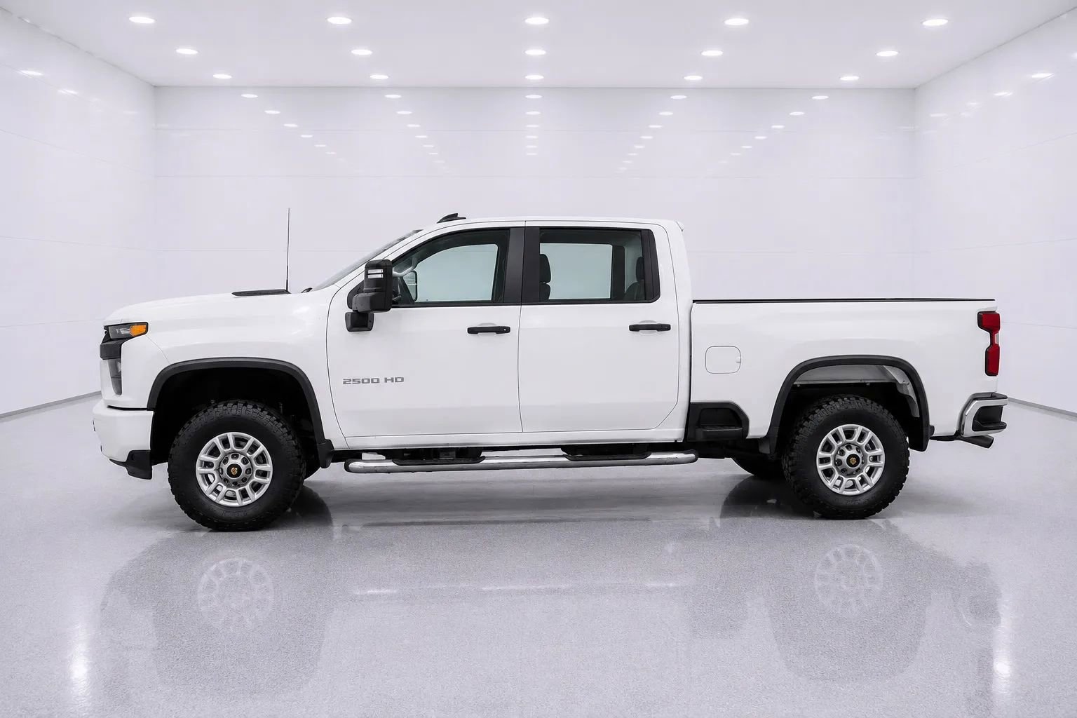 Used 2020 Chevrolet Silverado 2500 W/T w/ Gooseneck/5TH Wheel Package AWD/4WD image 2