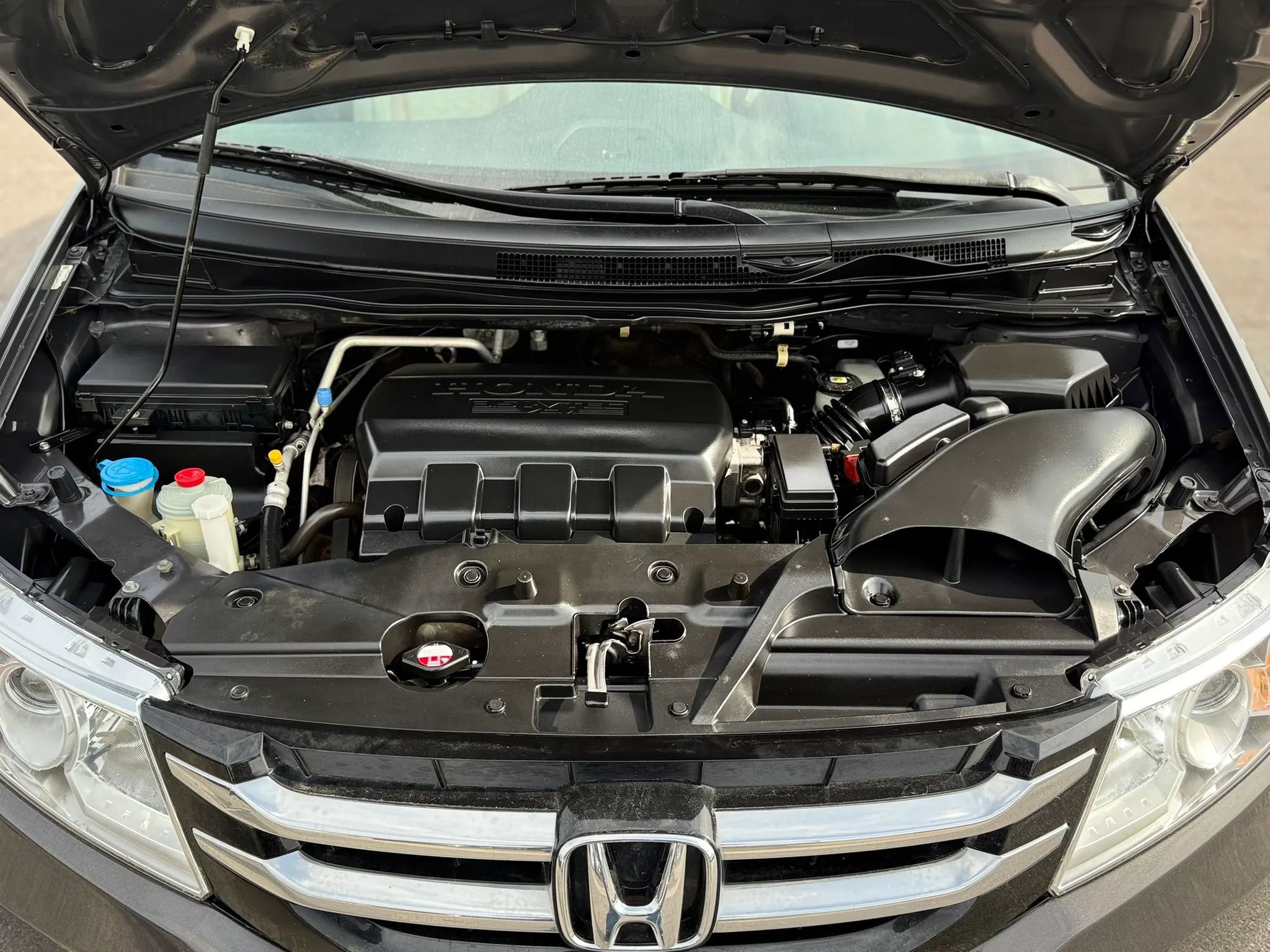 Used 2014 Honda Odyssey EX image 17