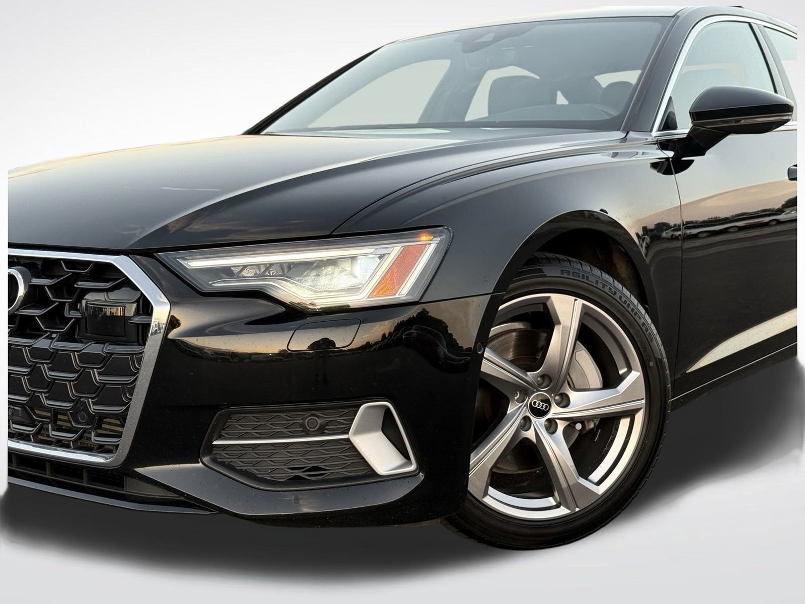 Used 2024 Audi A6 Premium Plus image 2
