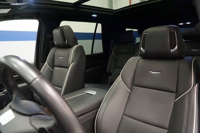 Certified 2023 Cadillac Escalade Premium Luxury image 27