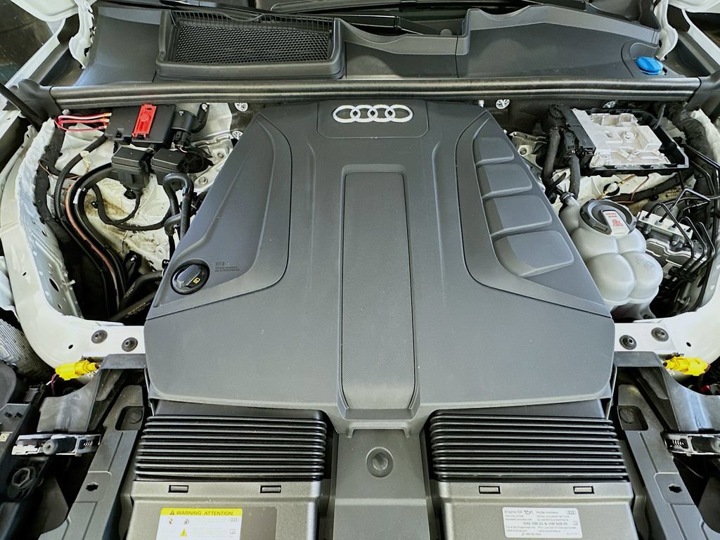 Used 2024 Audi Q7 2.0T Premium Plus AWD/4WD image 33