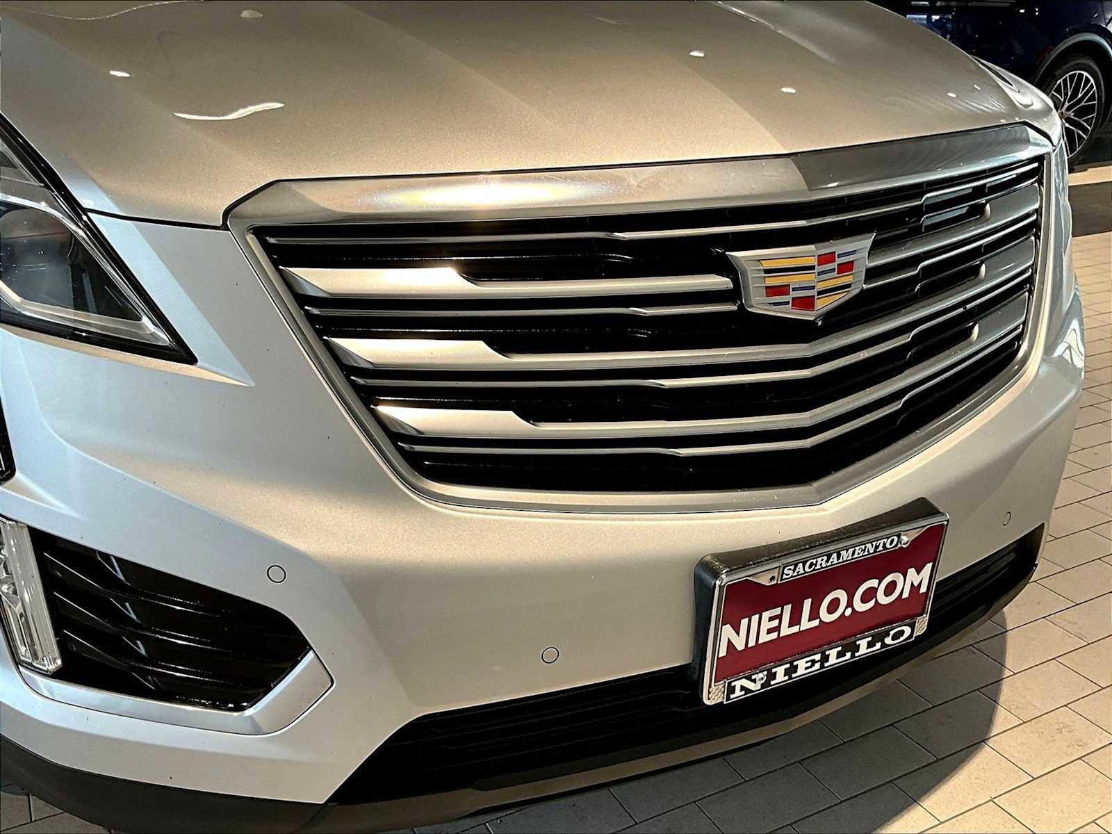 Used 2018 Cadillac XT5 Premium Luxury image 33