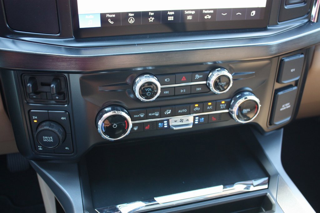 New 2026 Ford F350 Lariat image 29