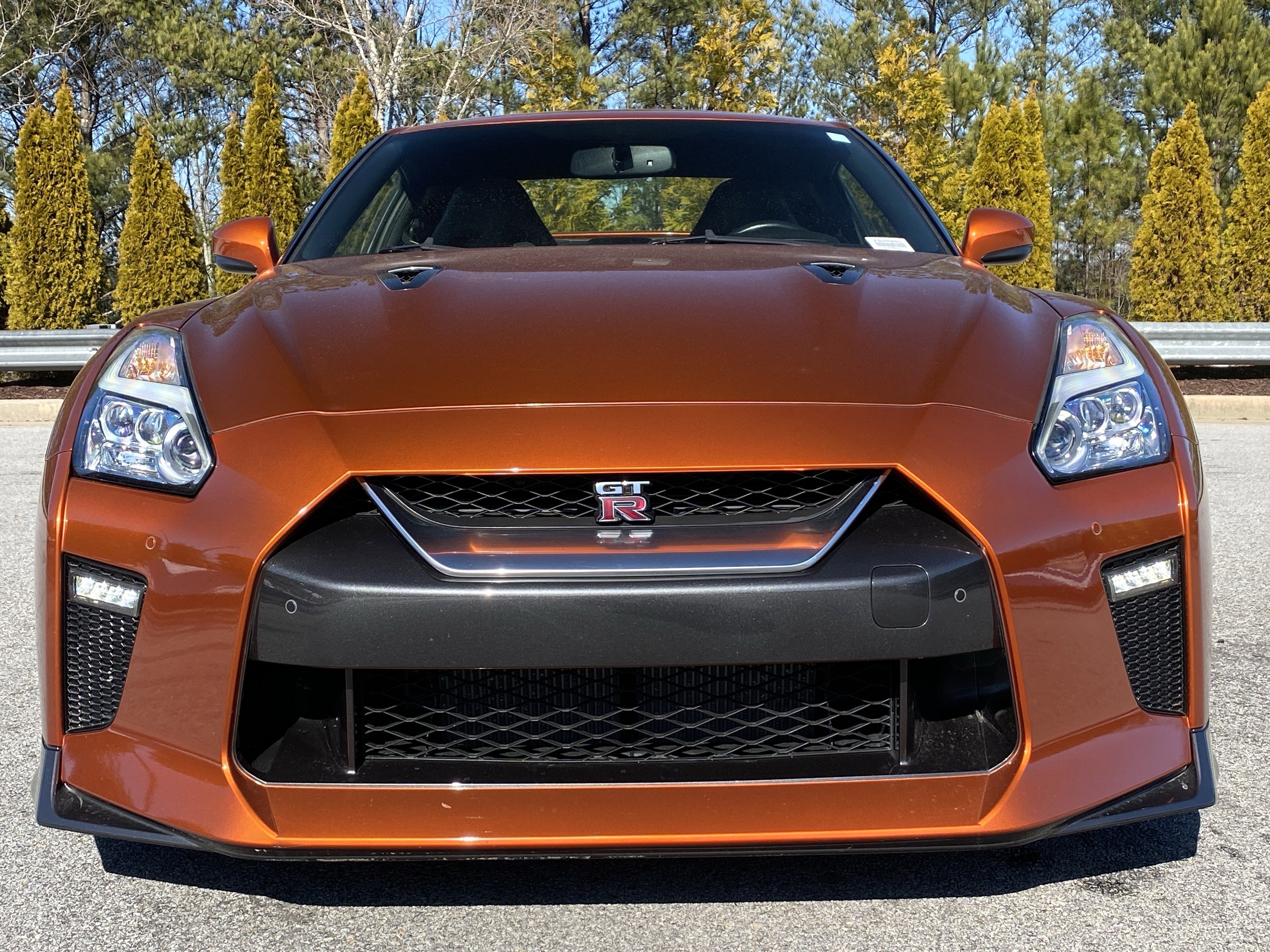 Used 2017 Nissan GT-R Premium image 18