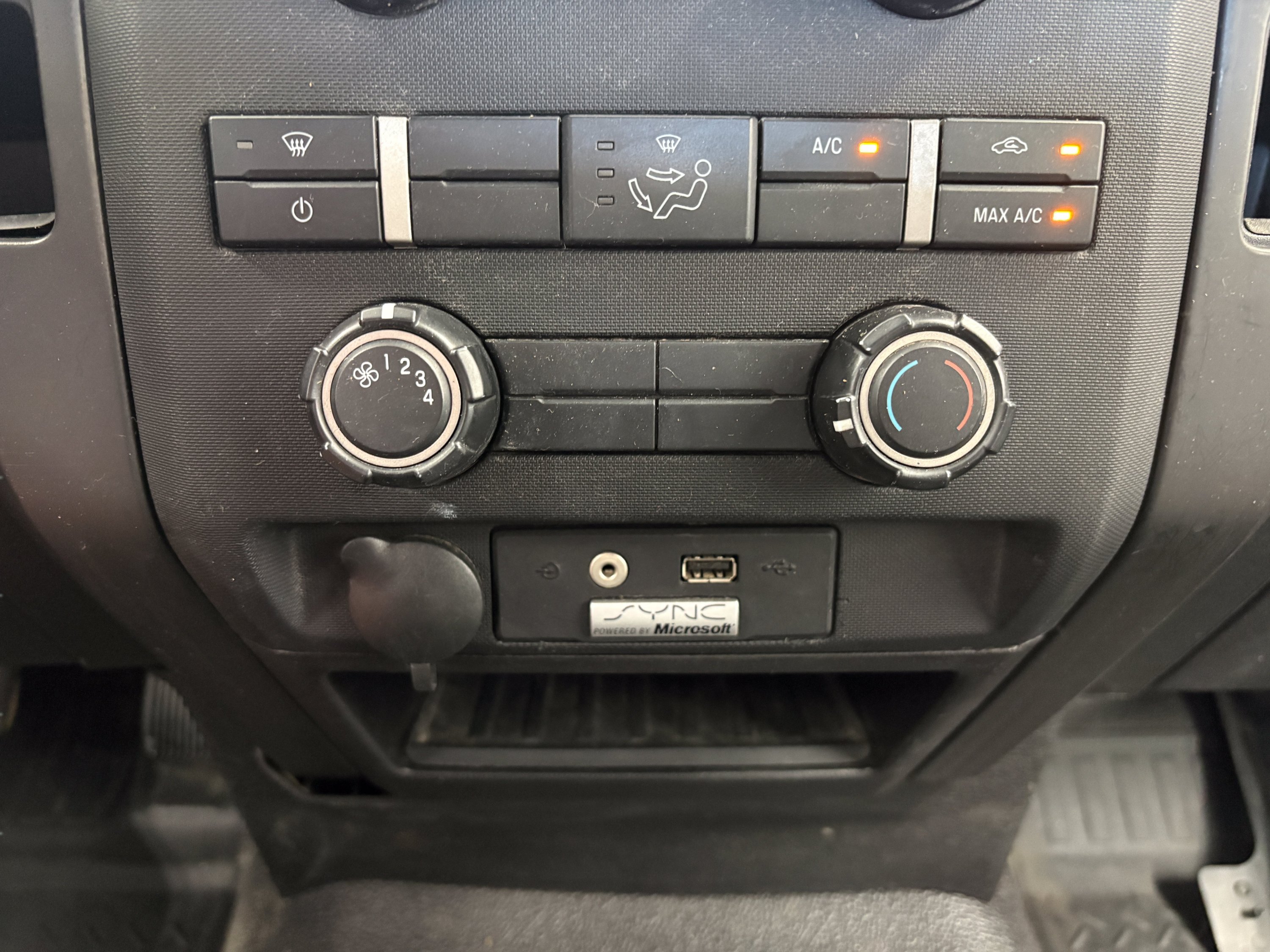 Used 2013 Ford F150 XL w/ Mid Equipment Group AWD/4WD image 14