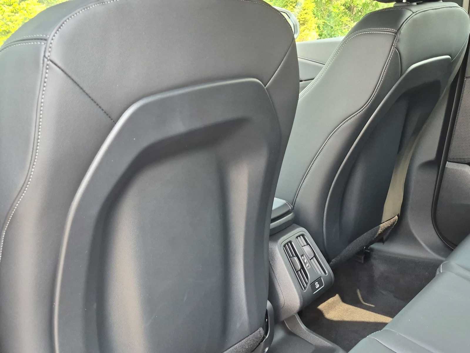 New 2026 BMW X1 xDrive28i AWD/4WD image 18