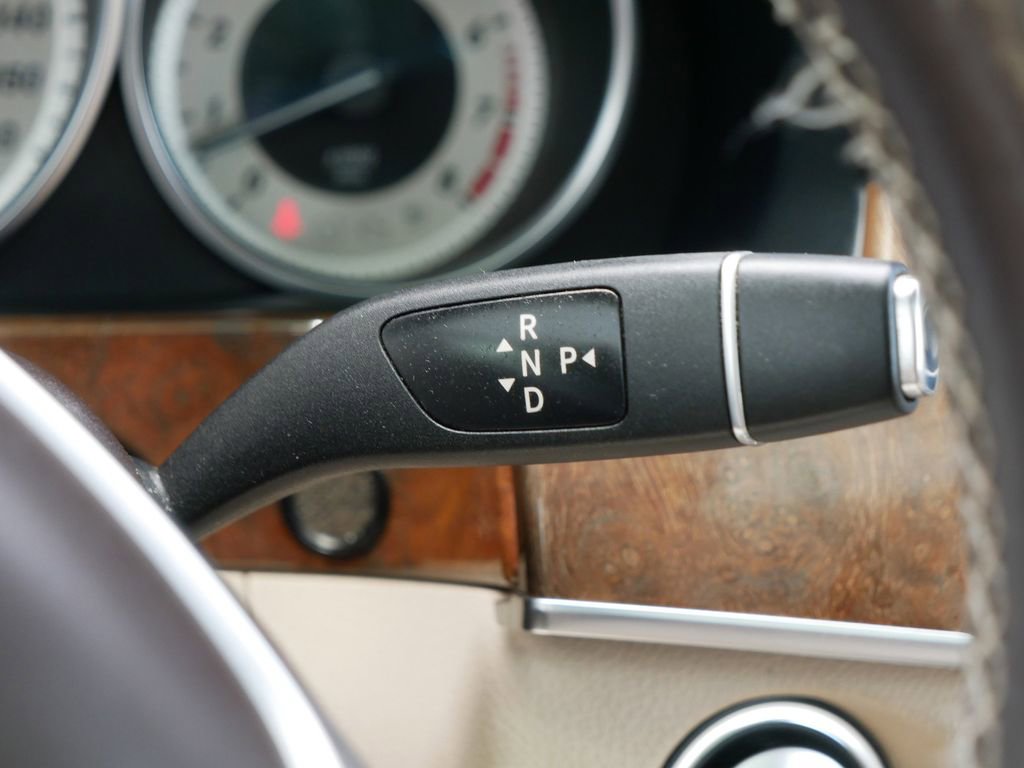 Used 2014 Mercedes-Benz E 350 4MATIC Sedan image 21