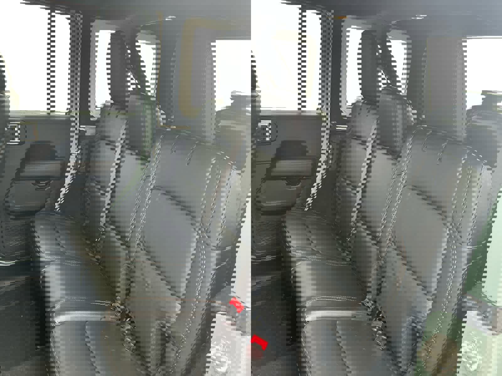 Used 2023 Jeep Wrangler Unlimited Rubicon 392 w/ Dual Top Group image 11