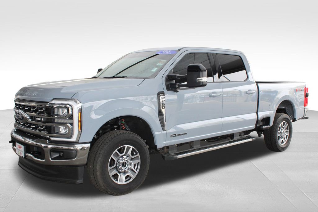 Used 2025 Ford F250 Lariat w/ FX4 Off-Road Package image 7