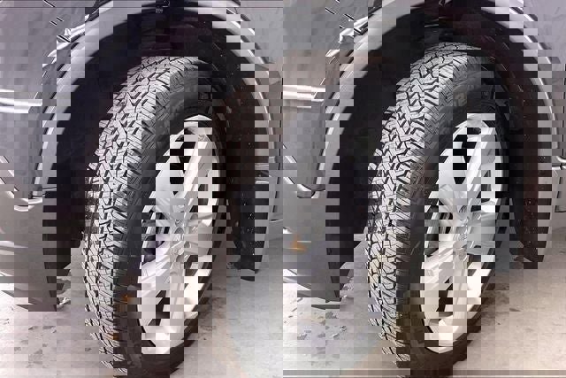 Used 2016 Buick Encore Leather image 33