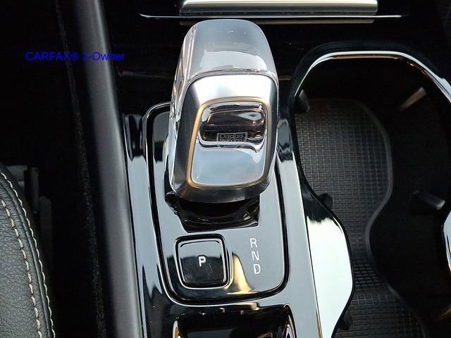 Certified 2023 Volvo XC40 B5 Plus w/ Protection Package Premier image 18