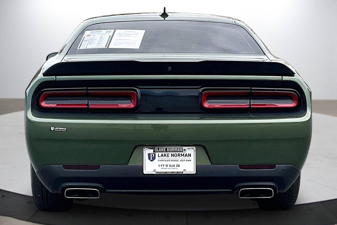 Certified 2022 Dodge Challenger R/T w/ Plus Package image 8