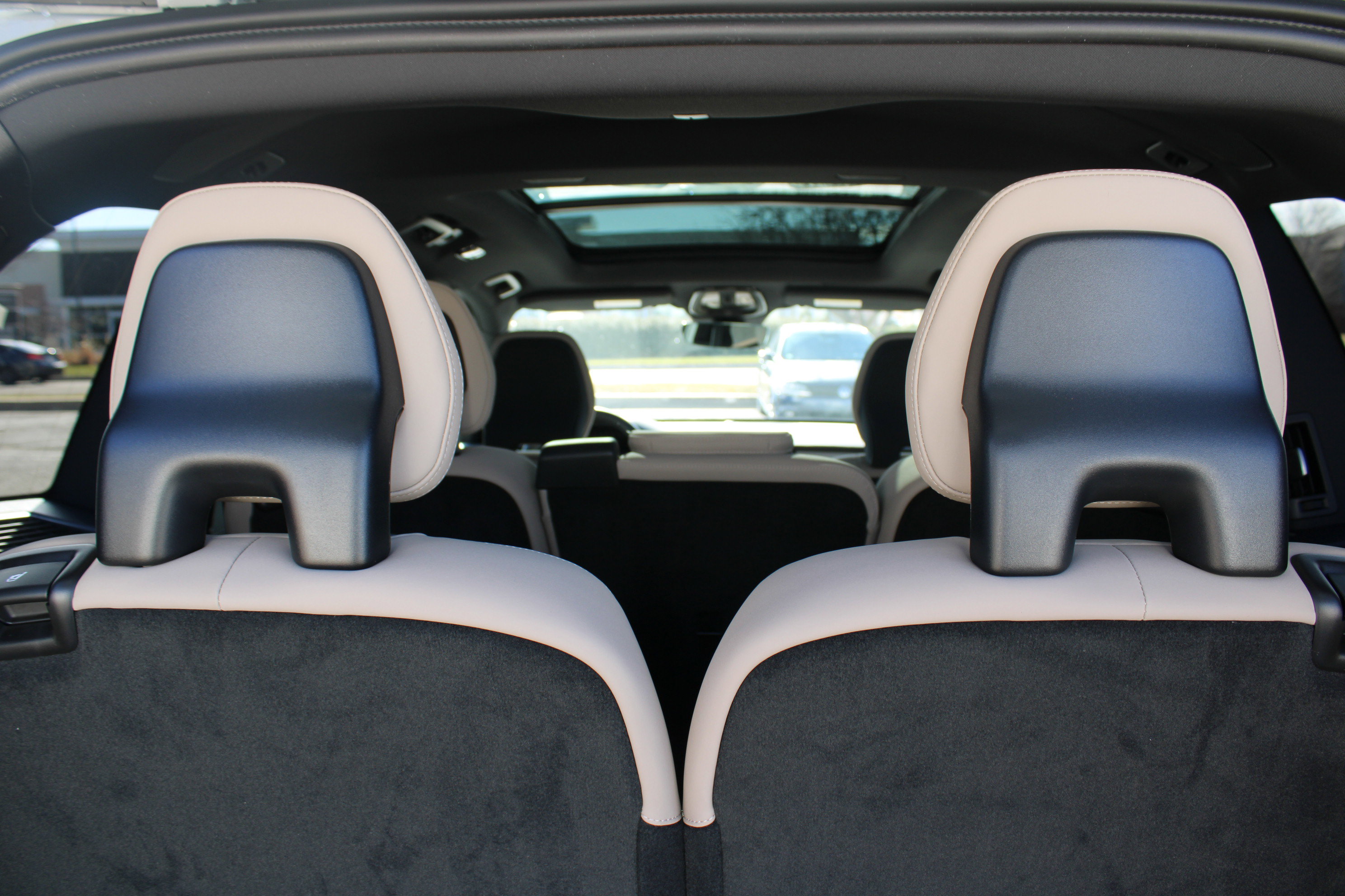 New 2026 Volvo XC90 T8 Plus w/ Protection Package Premier AWD/4WD image 51
