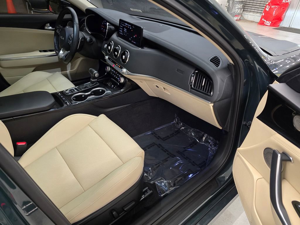 Used 2023 Kia Stinger GT-Line w/ Sun & Sound Package image 32