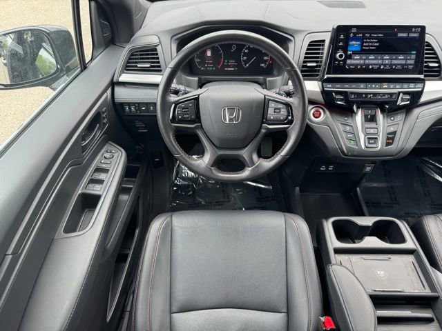 Used 2025 Honda Odyssey Sport-L image 10