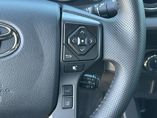 Used 2023 Toyota Tacoma TRD Sport image 14