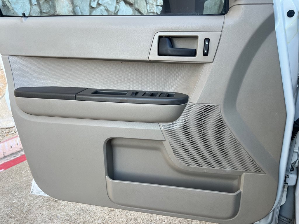 Used 2012 Ford Escape XLS FWD image 19