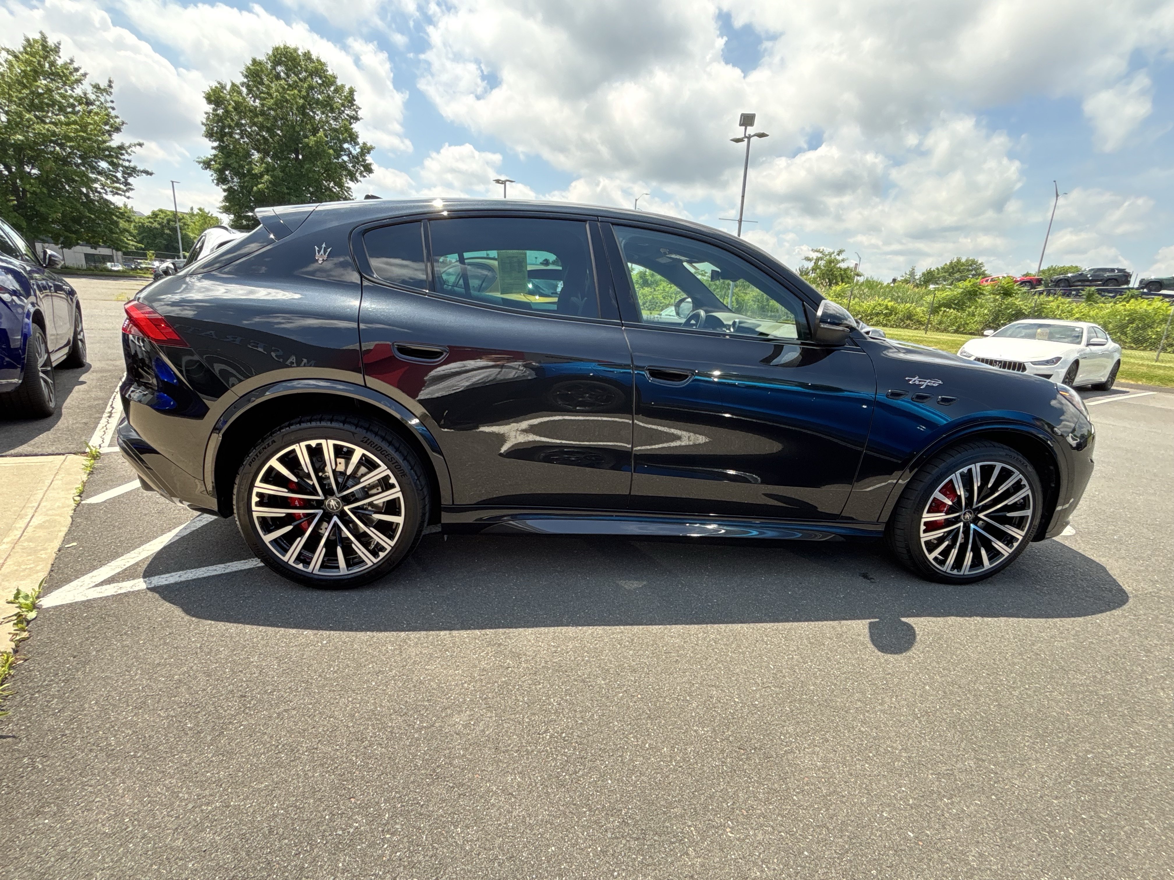 Used 2025 Maserati Grecale Folgore AWD/4WD image 10