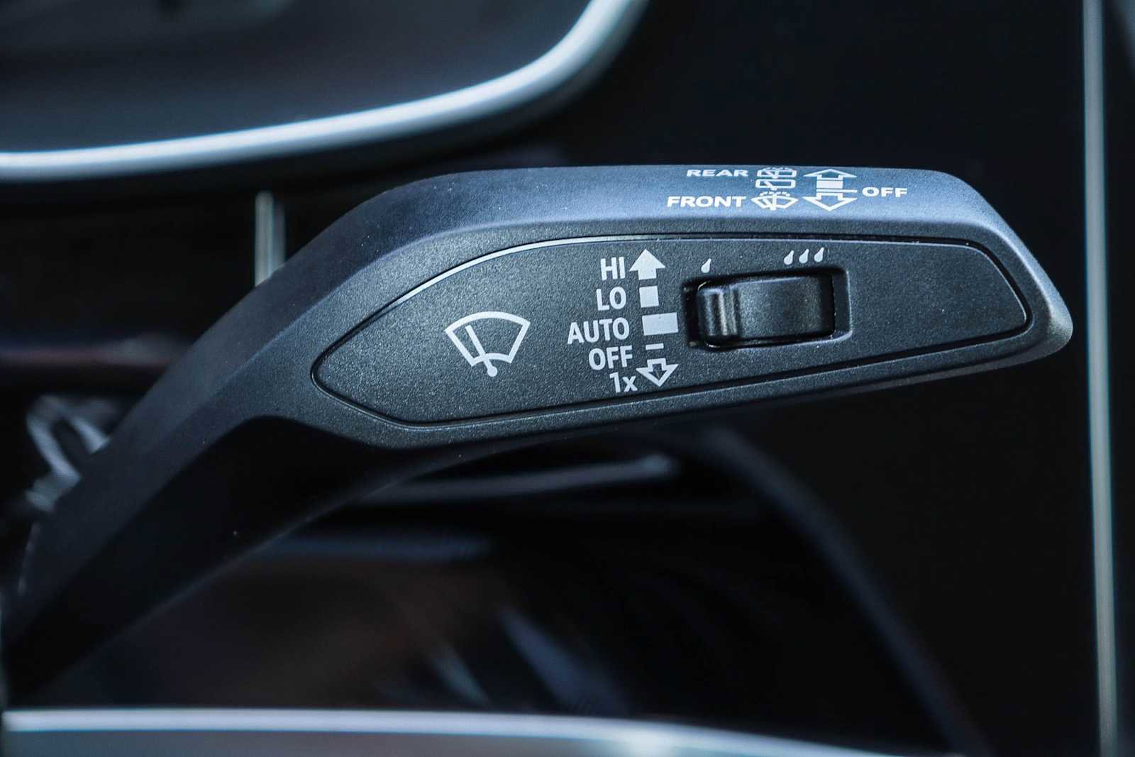 Used 2025 Audi Q3 2.0T Premium w/ Convenience Package image 34