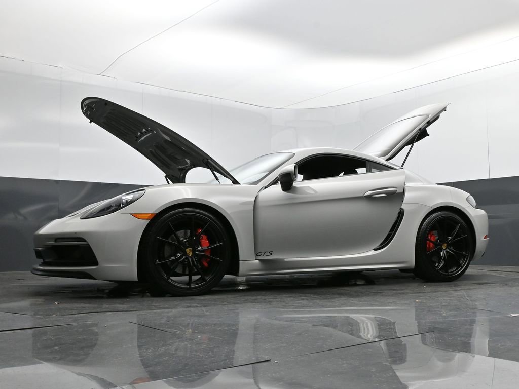 Used 2018 Porsche 718 Cayman GTS image 35
