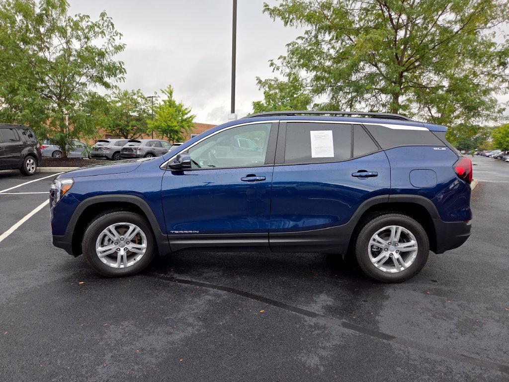 Used 2023 GMC Terrain SLE w/ Driver Convenience Package AWD/4WD image 21