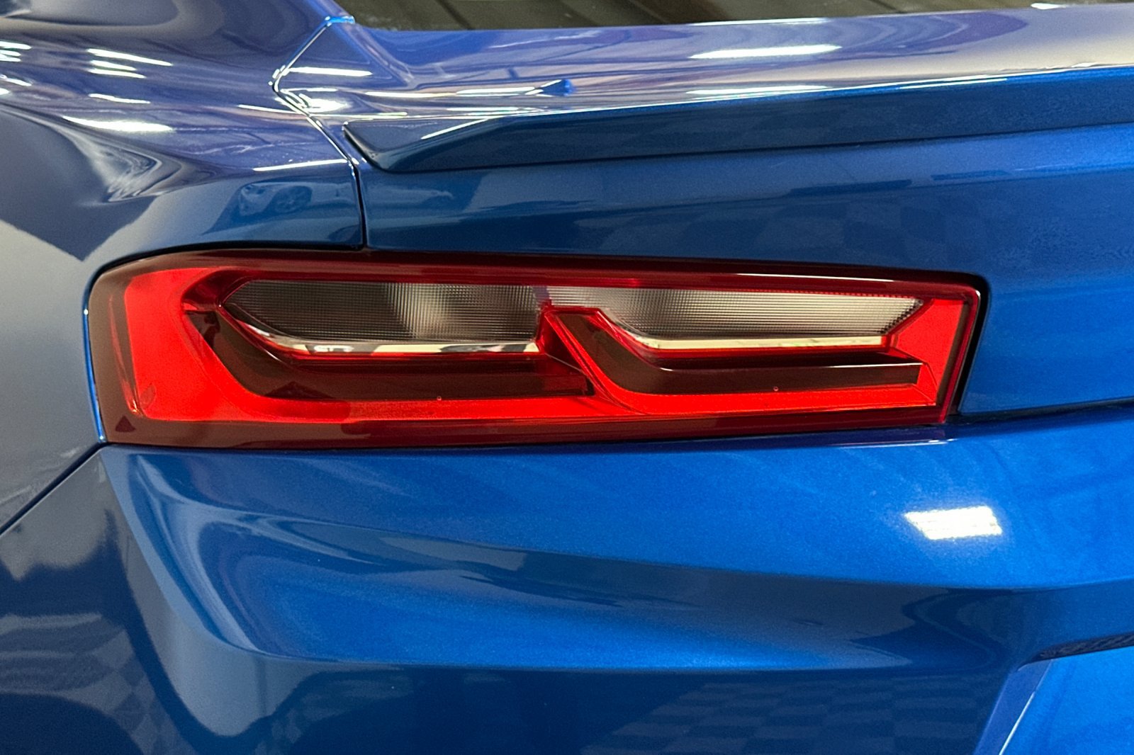 Used 2016 Chevrolet Camaro LT RWD image 43