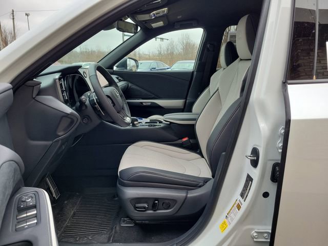 New 2026 Lexus TX 500h AWD image 16