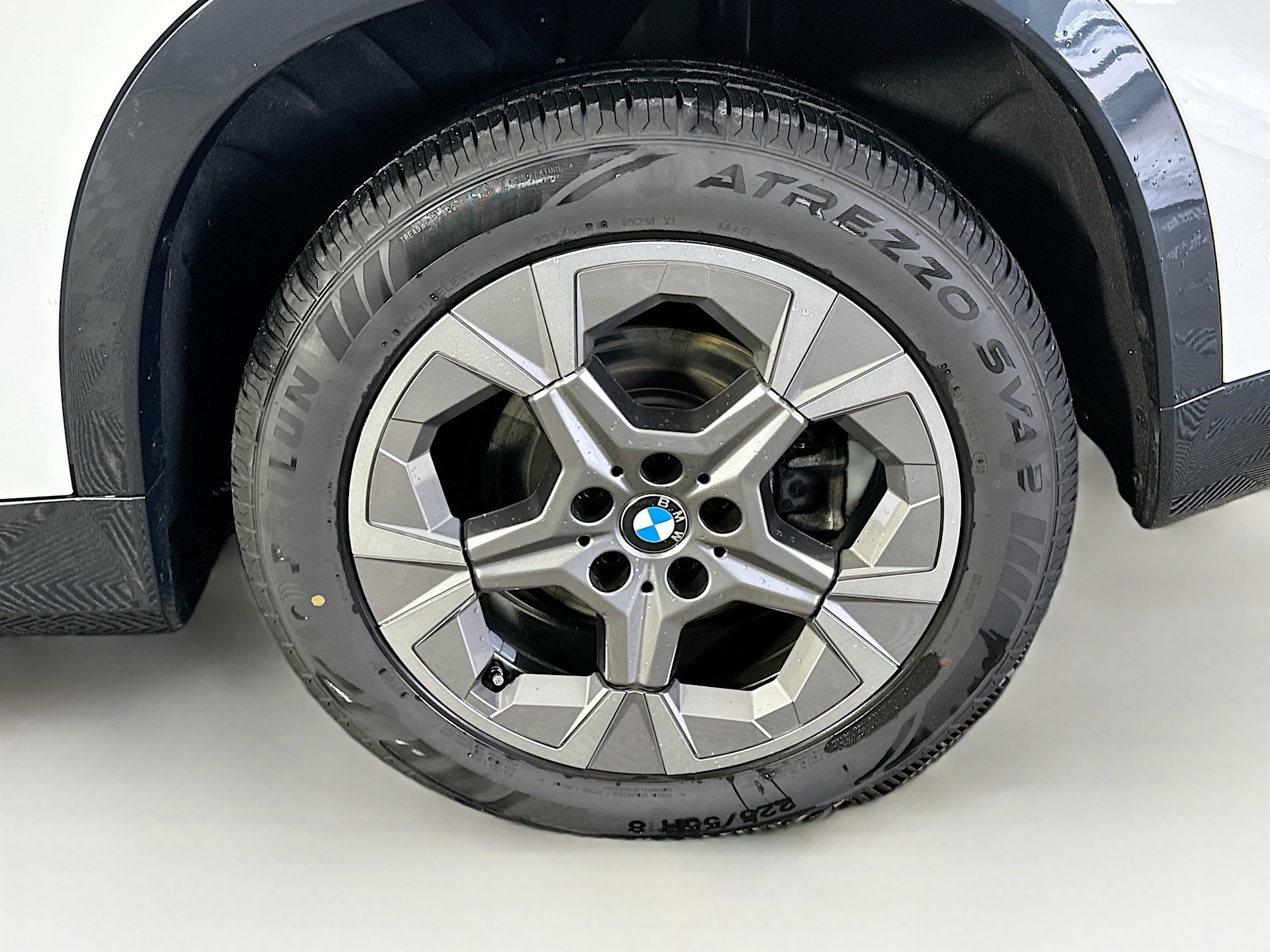 Used 2025 BMW X1 xDrive28i image 11