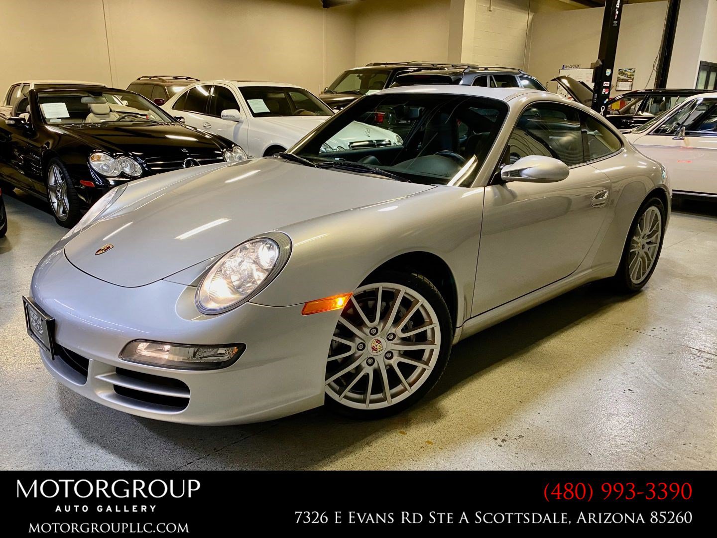 Used 2005 Porsche 911 Carrera RWD image 1