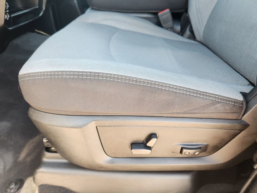 Used 2024 RAM 2500 Big Horn image 38