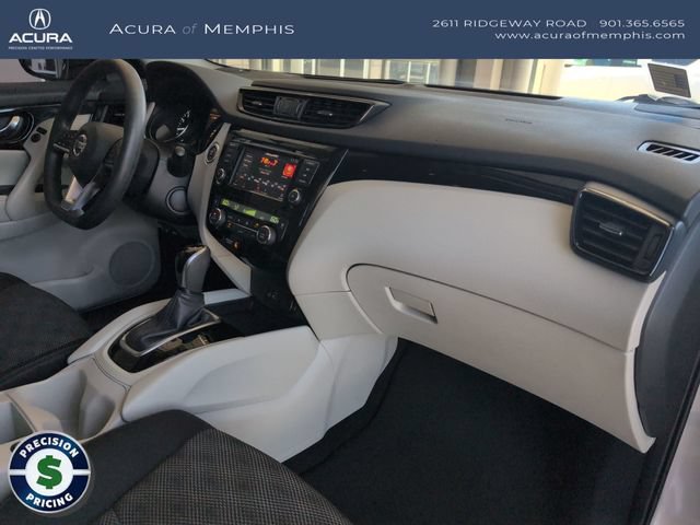 Used 2019 Nissan Rogue Sport SV AWD/4WD image 25