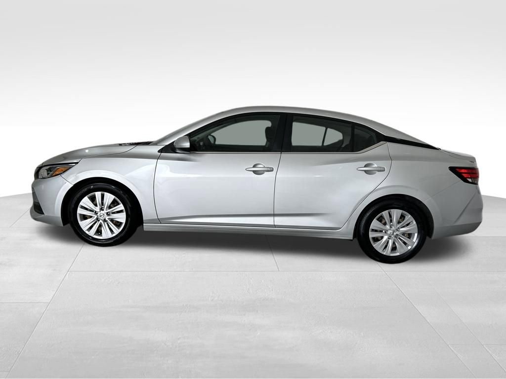 Used 2023 Nissan Sentra S image 2